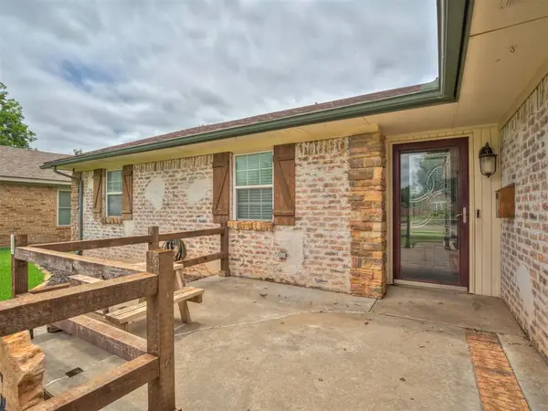 434 N Oak Avenue, Hennessey, OK 73742