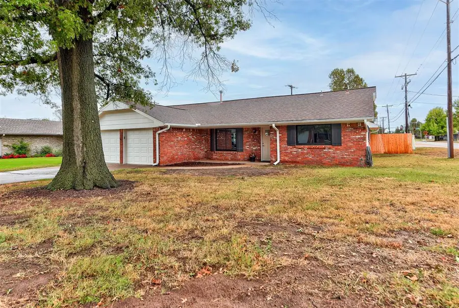 3100 N Divis Avenue, Bethany, OK 73008 - #3