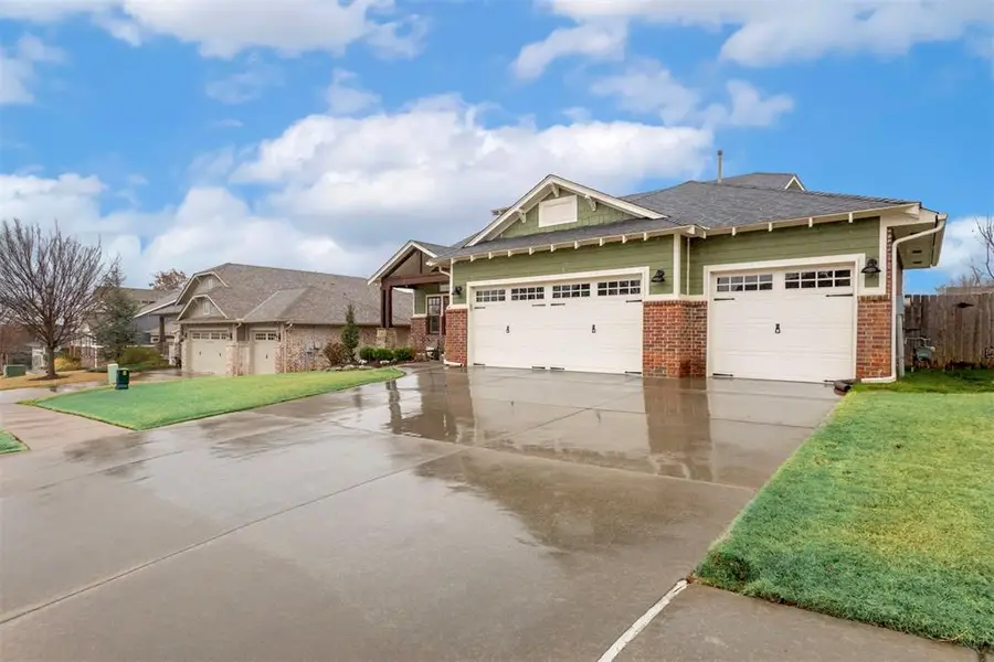 3240 Farmers Market Way, Edmond, OK 73034 - #2