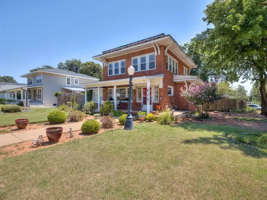 628 W Main Street, Purcell, OK 73080 - #2