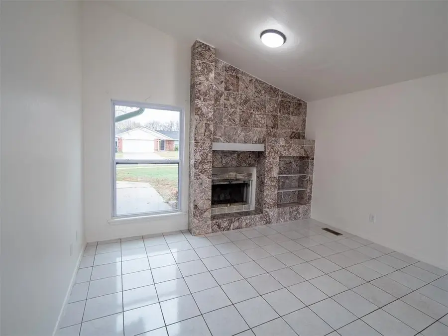 828 Golden Eagle Drive, Norman, OK 73072 - #3