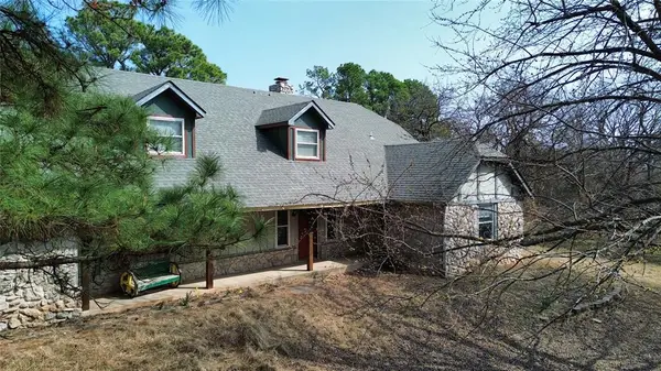 6704 Hidden Hills Drive, Edmond, OK 73034