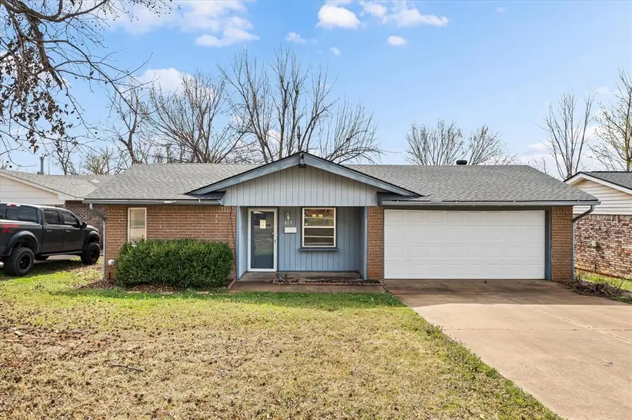 815 E Lamplighter Circle, Guthrie, OK 73044 - #2