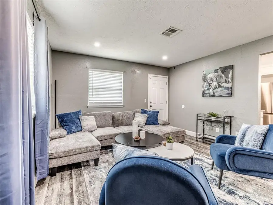 10005 Waverly Avenue, Oklahoma City, OK 73120 - #2