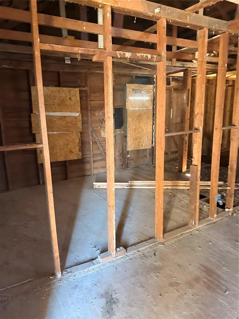 1706 SW 6th Street, Lawton, OK 73501 - #3