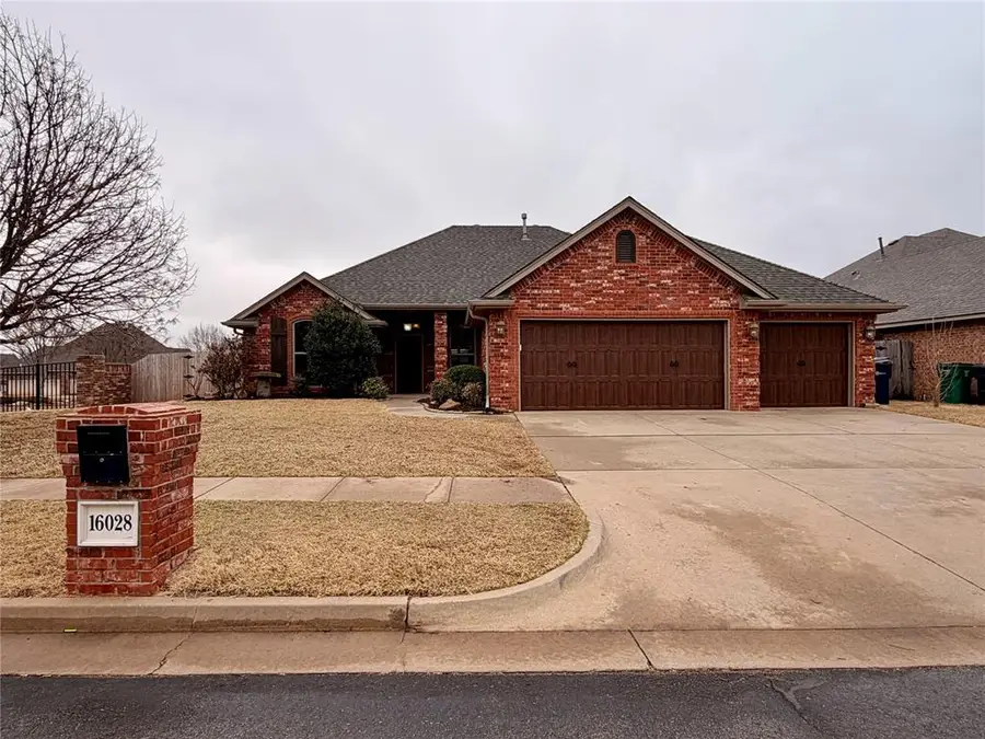 16028 Promontory Road, Edmond, OK 73013 - #3