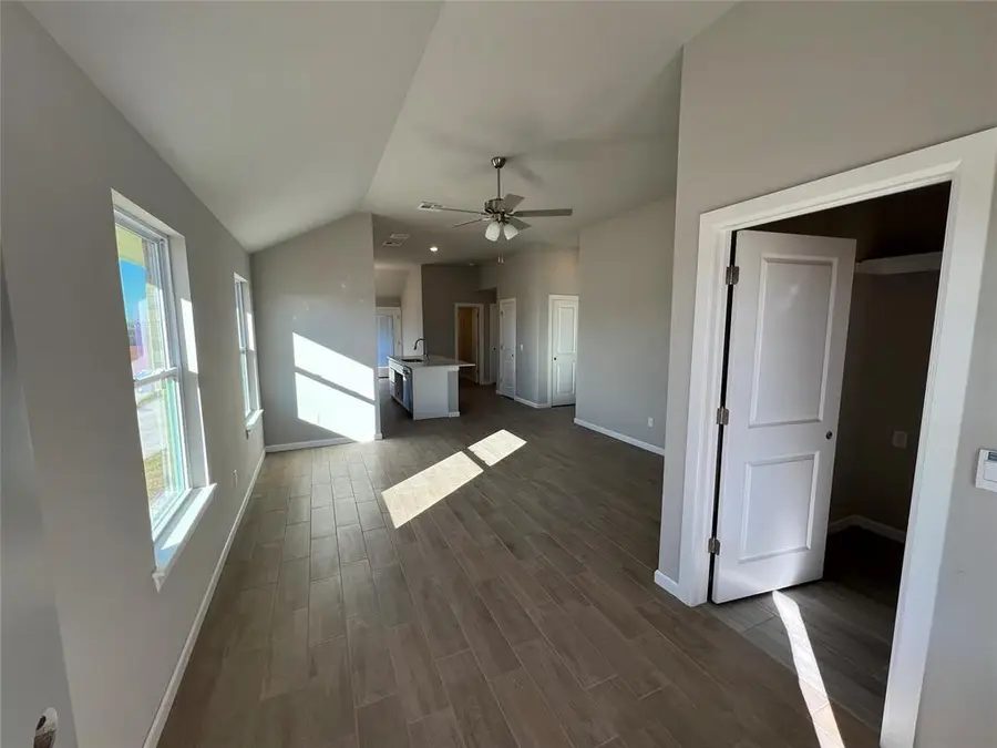 19641 Ferris Drive, Edmond, OK 73012 - #2