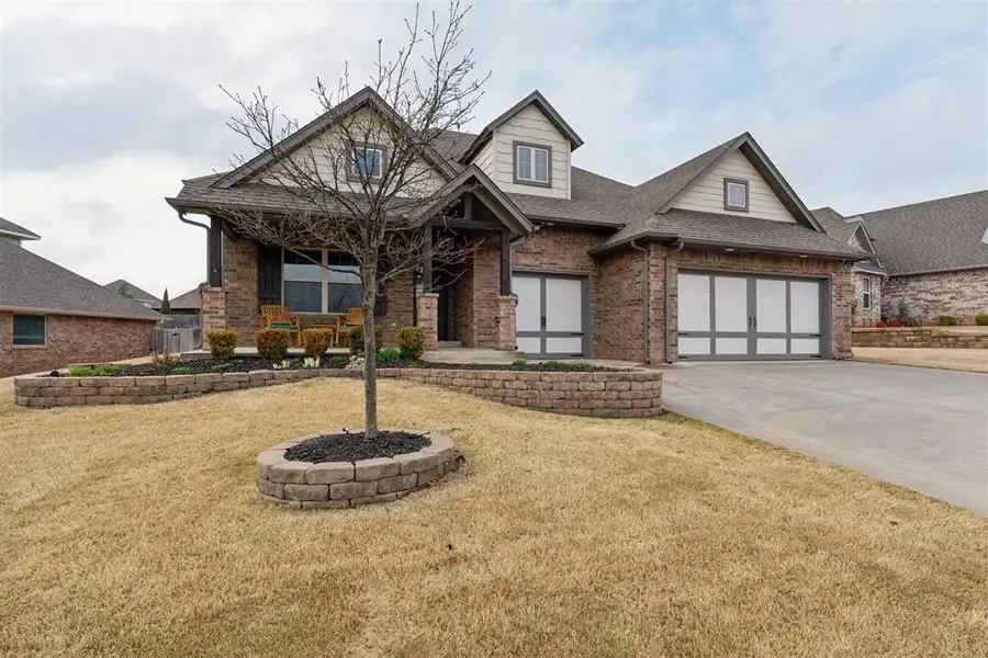 3141 Hunter Crest Drive, Edmond, OK 73034 - #2