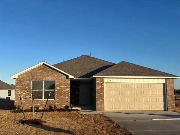 944 S Bear Lane, Mustang, OK 73064