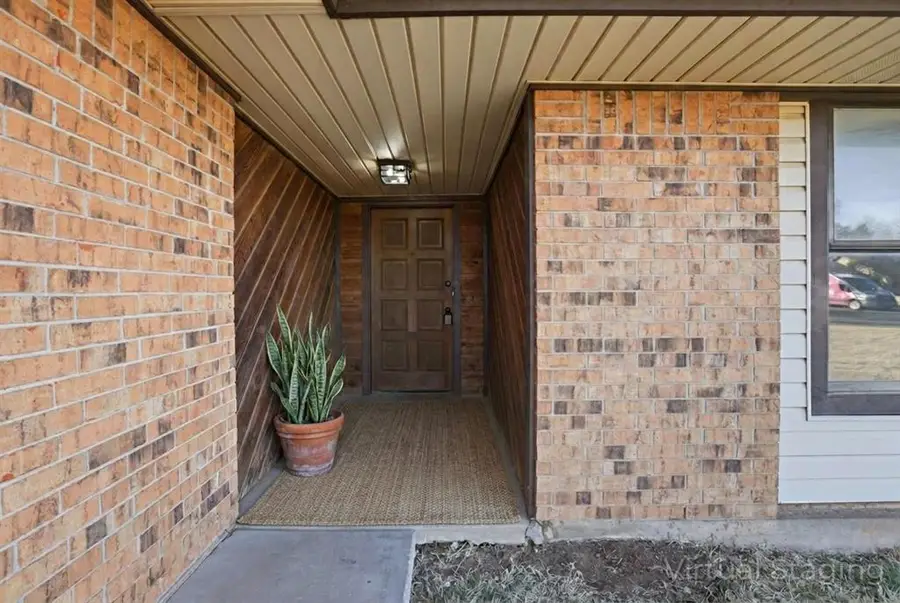 2001 Rushing Springs Trail, Edmond, OK 73013 - #3