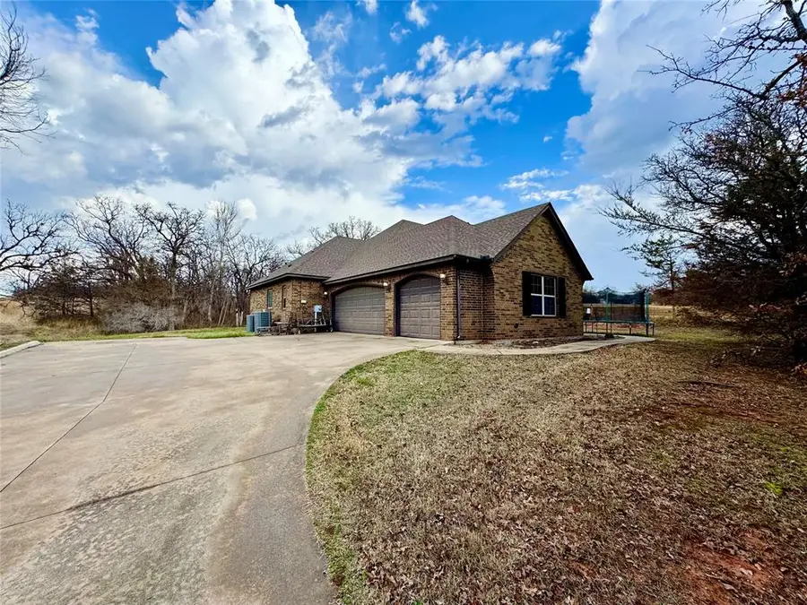 22422 Flying Hawk Trail, Luther, OK 73054 - #3