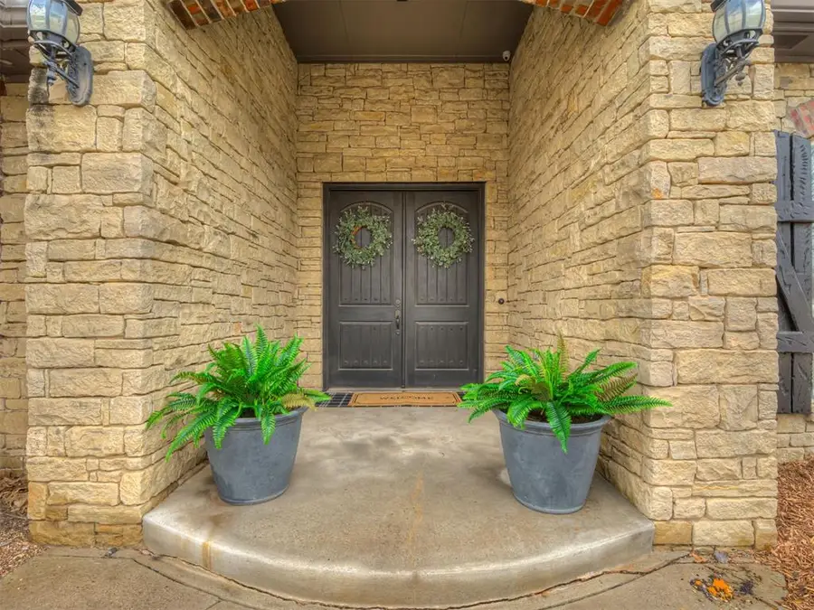 1600 SW 113th Place, Oklahoma City, OK 73170 - #2