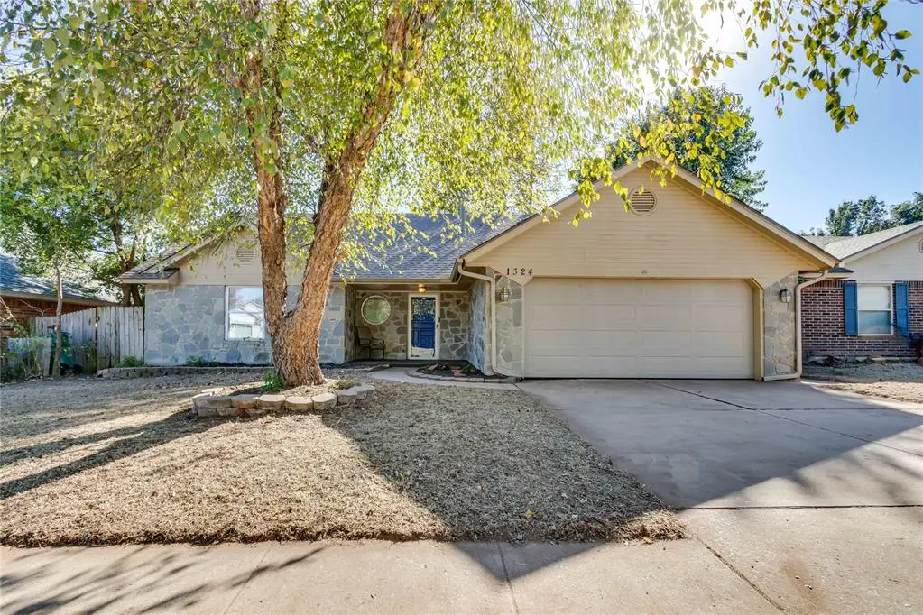1324 NW 184th Street, Edmond, OK 73012 - #1