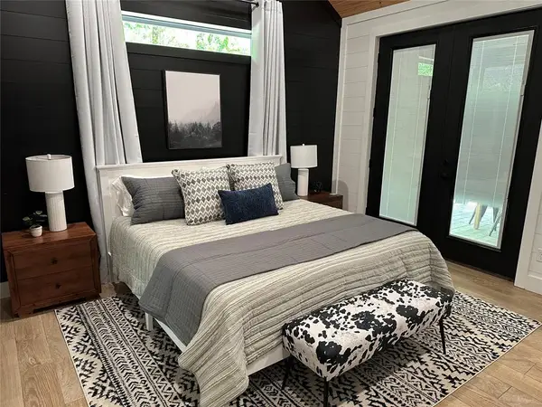 240 Cypress Trail, Hochatown, OK 74728