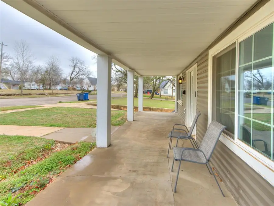 1104 N Beard Avenue, Shawnee, OK 74801 - #3