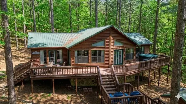 1073 Southern Hills Circle, Broken Bow, OK 74728