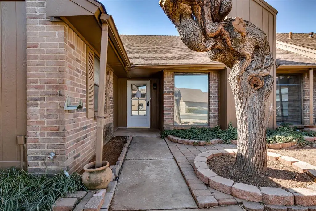 6411 Lyrewood Terrace, Oklahoma City, OK 73132 - #1