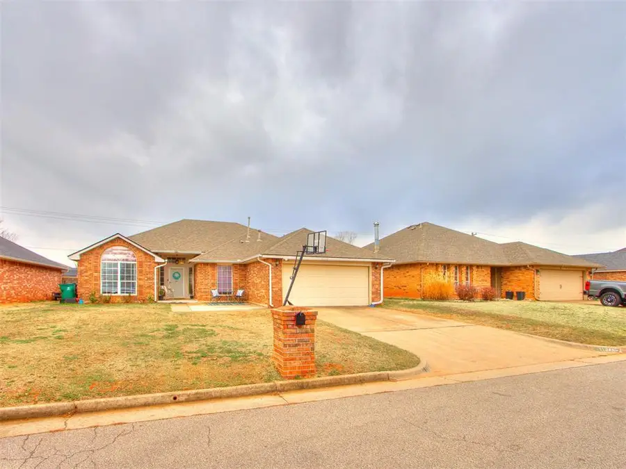 11712 SW 7th Street, Yukon, OK 73099 - #3