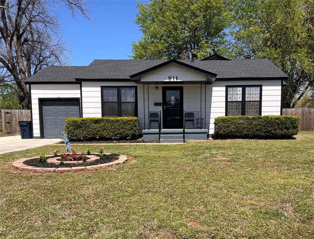 911 N Sunset Drive, Anadarko, OK 73005 - #1
