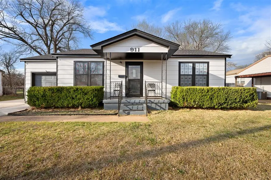 911 N Sunset Drive, Anadarko, OK 73005 - #2