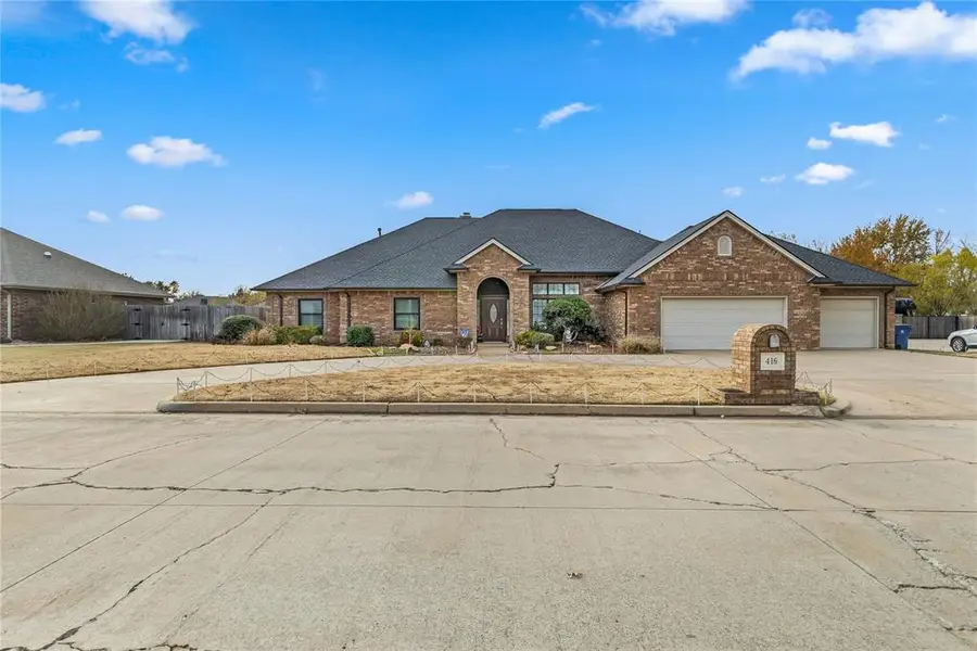 416 Fieldcrest Drive, Chickasha, OK 73018 - #2