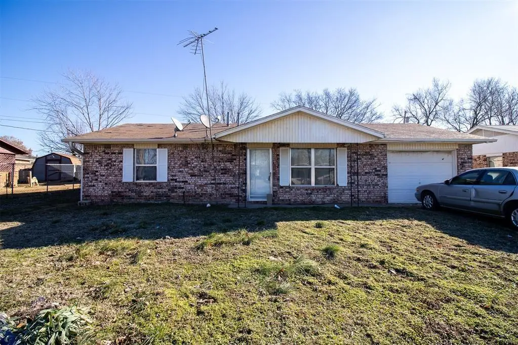 1006 N 3rd Street, Okemah, OK 74859 - #1