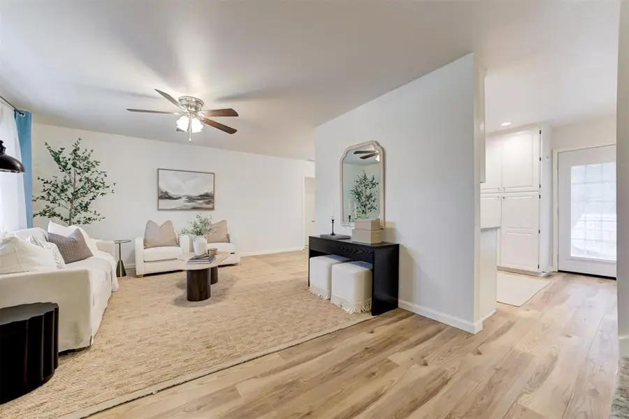 6104 Kingston Road, Oklahoma City, OK 73122 - #3