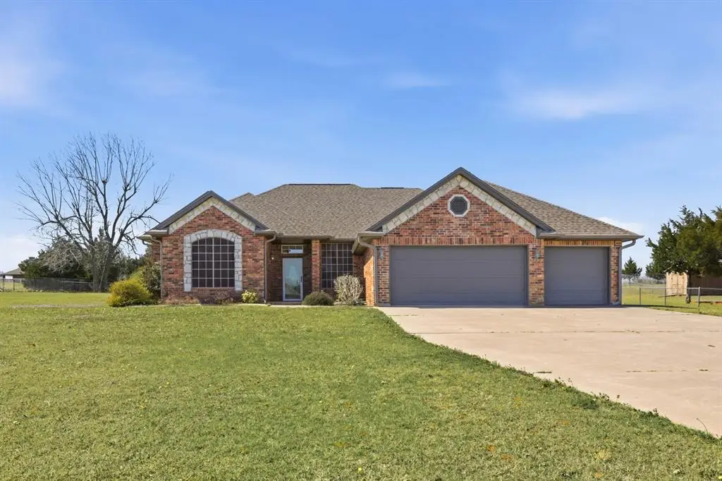 221 Heather Lane, Tuttle, OK 73089 - #1