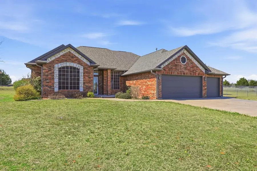 221 Heather Lane, Tuttle, OK 73089 - #2