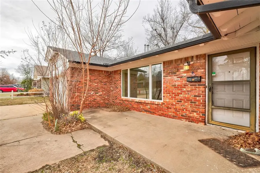 1501 Carlisle Court, Oklahoma City, OK 73120 - #3