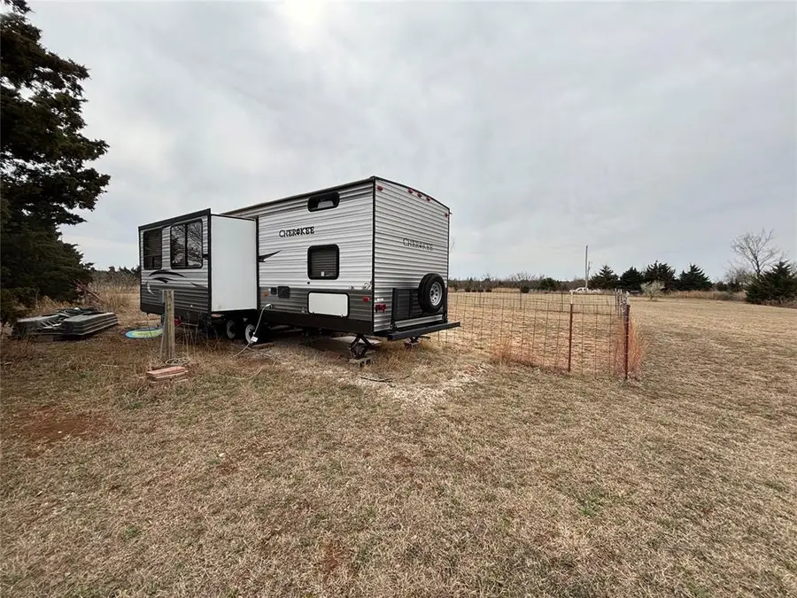6101 W Camp Drive, Guthrie, OK 73044 - #2