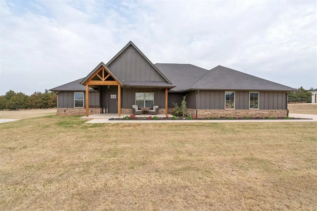 4532 Raymond Lane, Guthrie, OK 73044 - #1