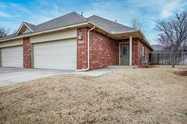 13823 Oxford Drive, Edmond, OK 73013