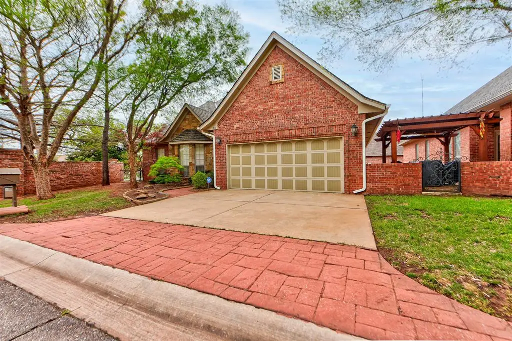 90 Olde Village Way, Edmond, OK 73013 - #1