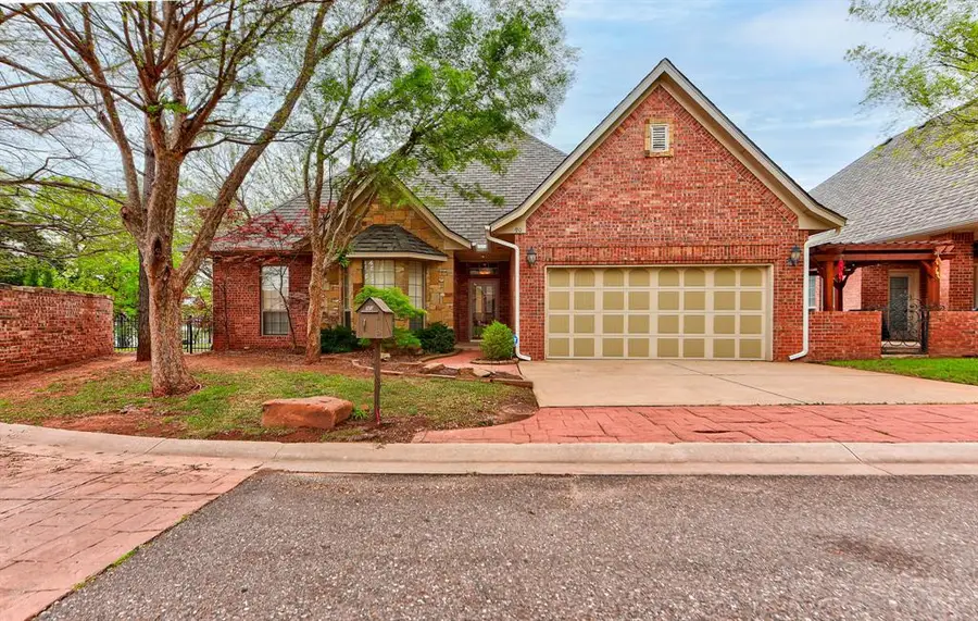 90 Olde Village Way, Edmond, OK 73013 - #2