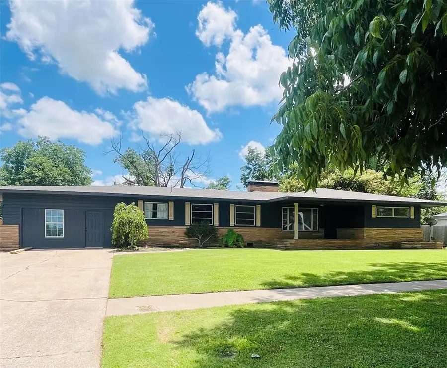 1116 Klabzuba Street, Prague, OK 74864 - #2