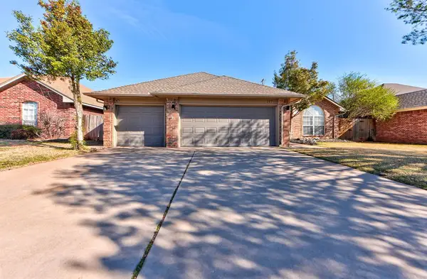 317 SE 6th Street, Moore, OK 73160