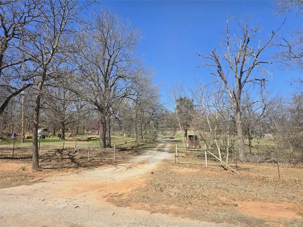 21351 NE 122nd Road, Luther, OK 73054 - #1