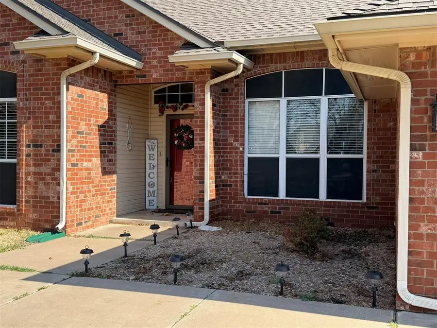 8209 NW 99th Street, Oklahoma City, OK 73162 - #2