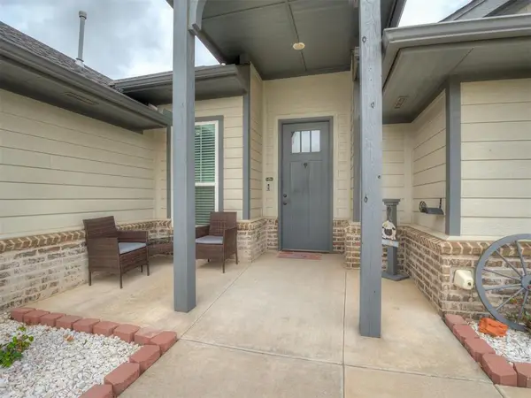 20629 Twisted Oak Road, Harrah, OK 73045