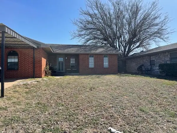 2112 Rizley Road, Sayre, OK 73662