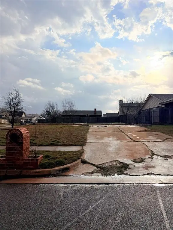 4900 Beacon Hill Road, Oklahoma City, OK 73135 - #2