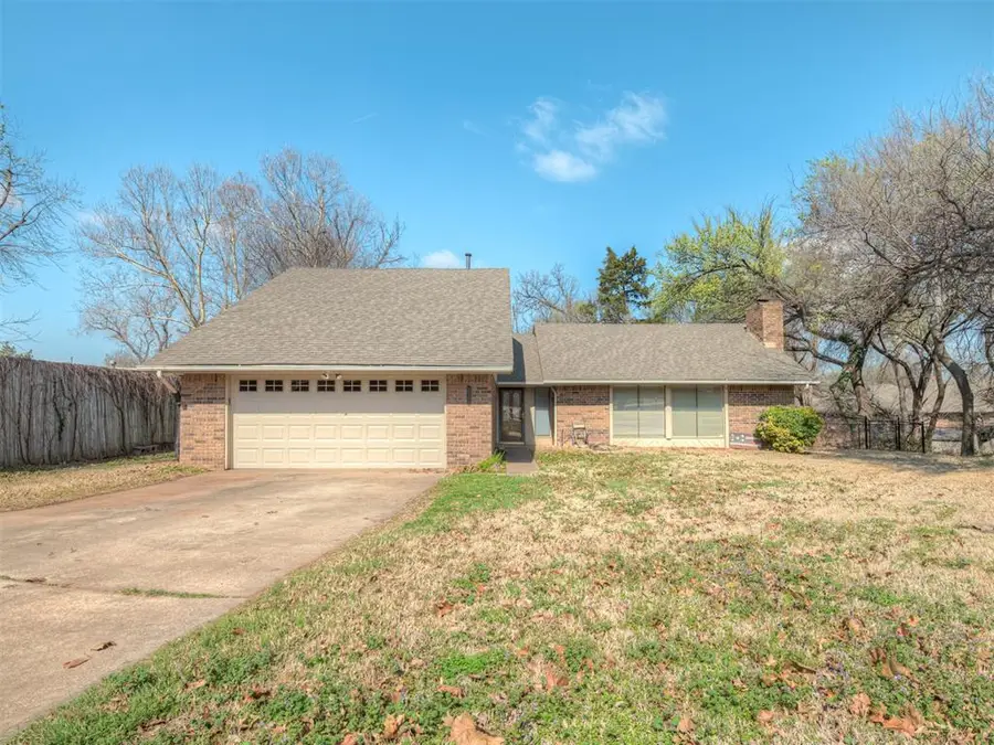 2319 Bent Trail Circle, Edmond, OK 73012 - #2