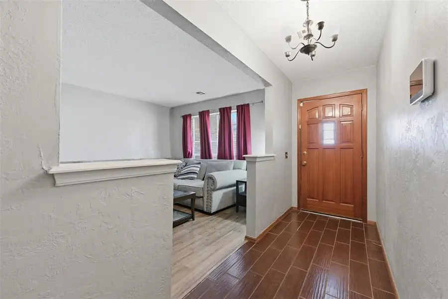 2111 Bellaire Drive, Moore, OK 73160 - #3