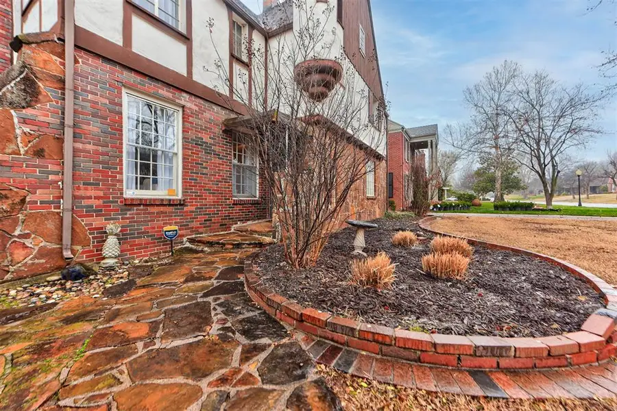 816 NW 38th Street, Oklahoma City, OK 73118 - #3