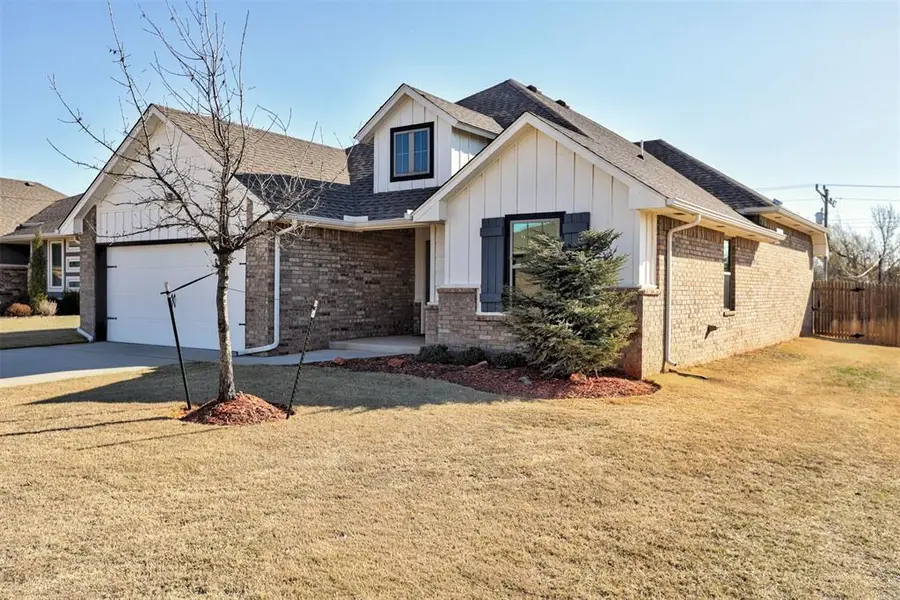 3200 Cookson Point Drive, Edmond, OK 73012 - #3