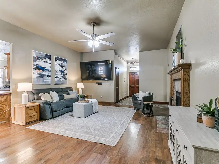 8525 Curtis Terrace, Oklahoma City, OK 73132 - #2