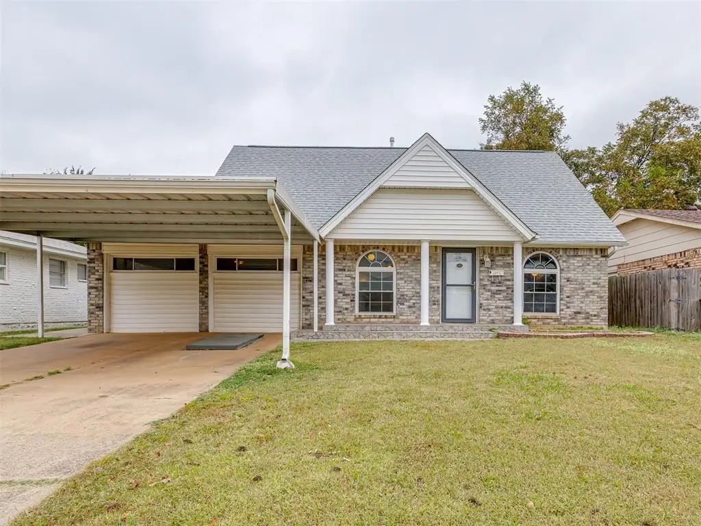 1013 NW 6th Street, Moore, OK 73160 - #1