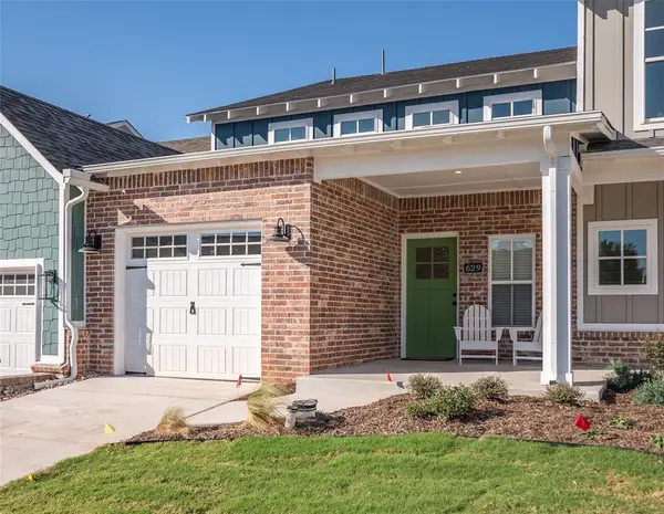 629 Harbor Town Drive, Edmond, OK 73034