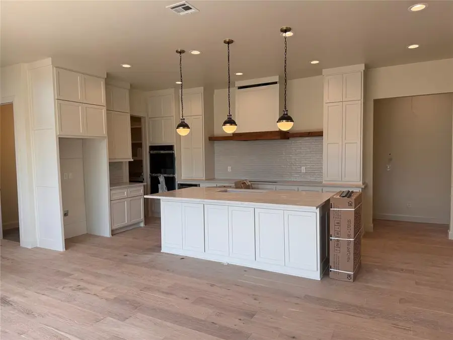 12704 Cobblestone Curve Road, Oklahoma City, OK 73142 - #3